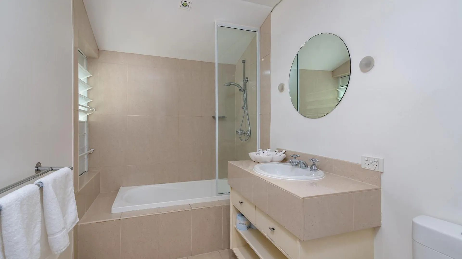 Verandahs Boutique Apartments Port Douglas