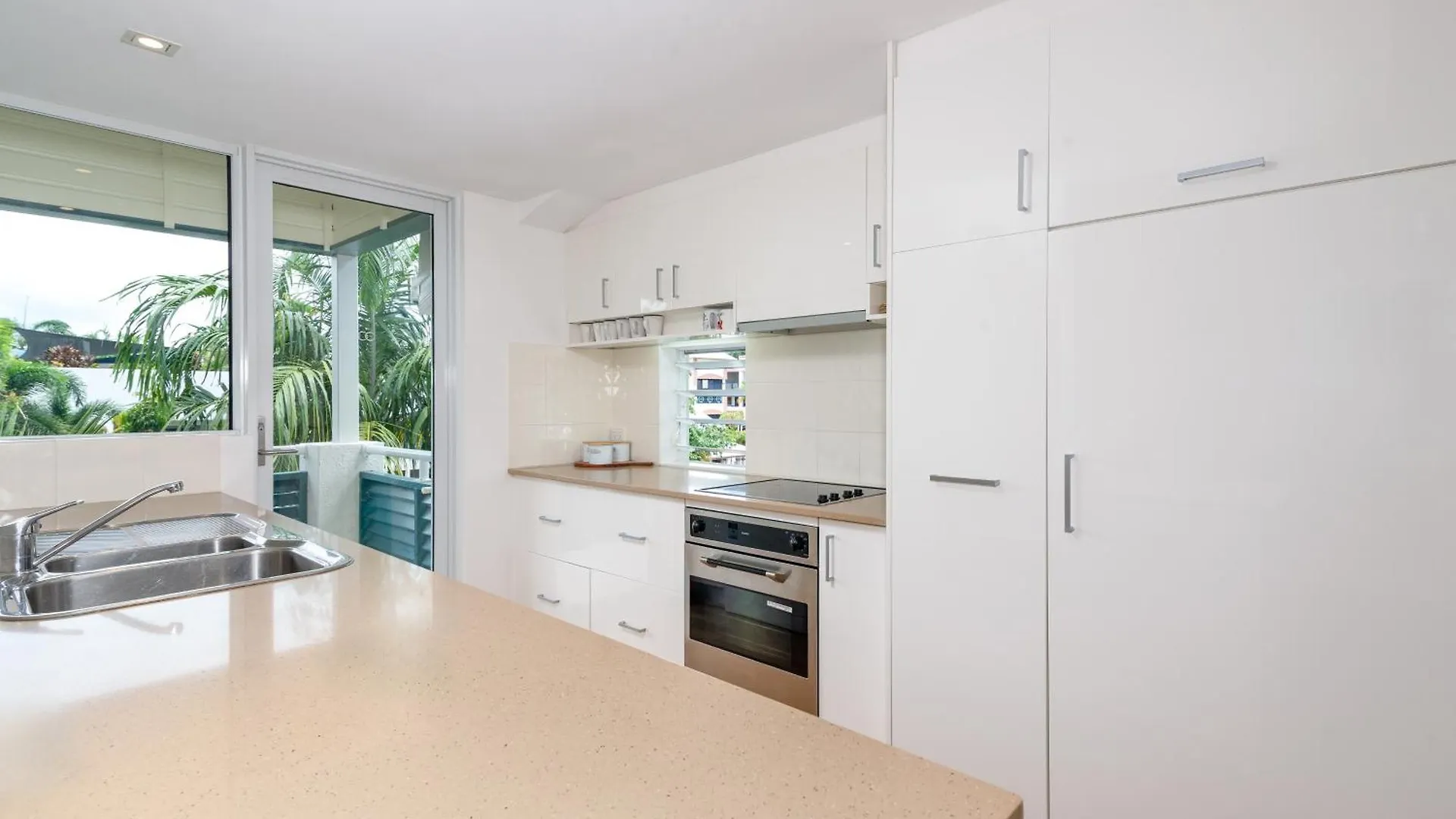 Verandahs Boutique Apartments Port Douglas Aparthotel