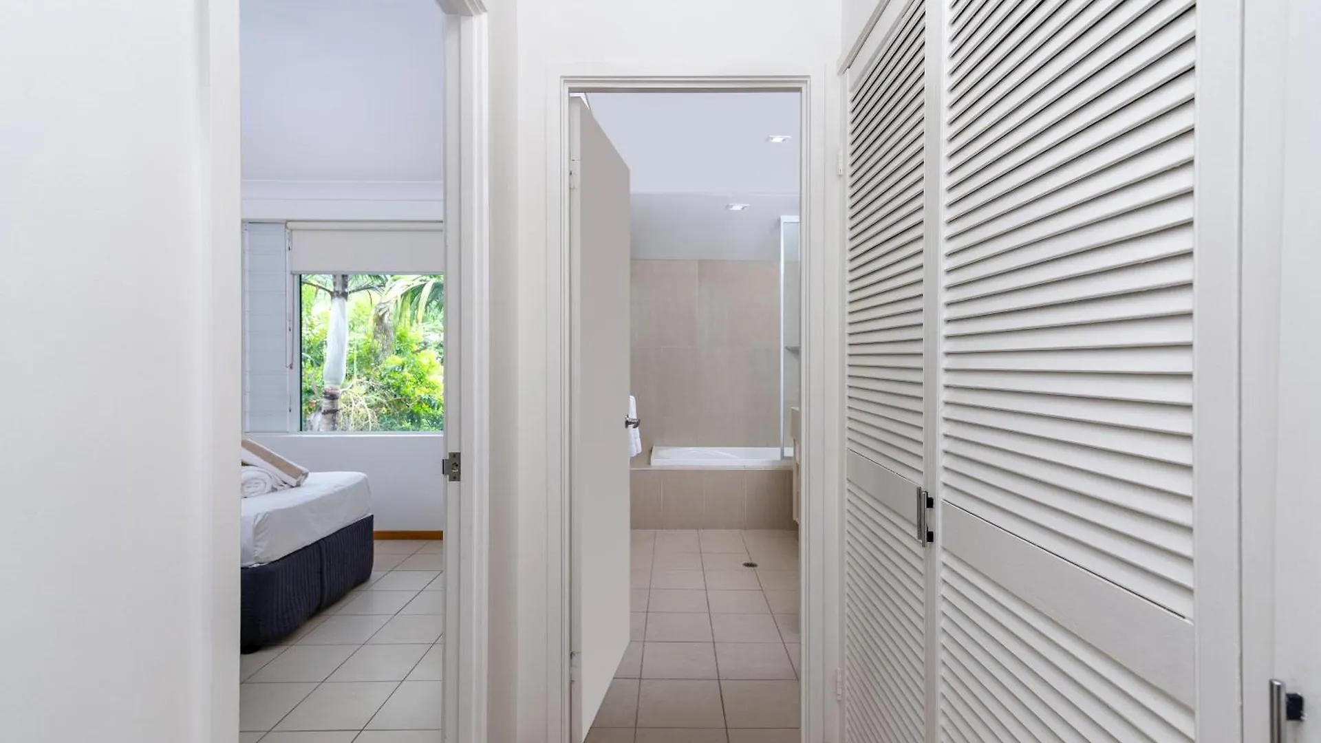 Verandahs Boutique Apartments Port Douglas Aparthotel