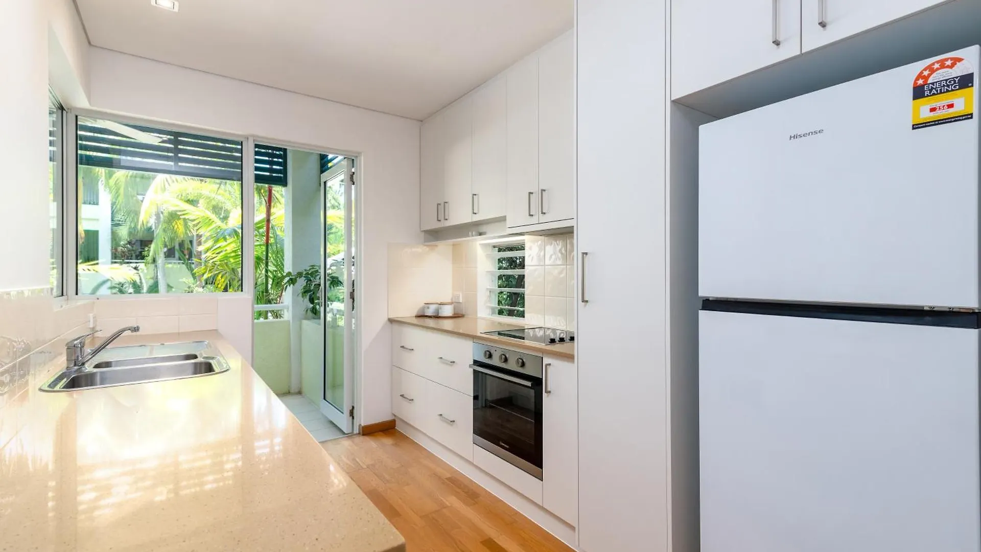 Verandahs Boutique Apartments Port Douglas Aparthotel